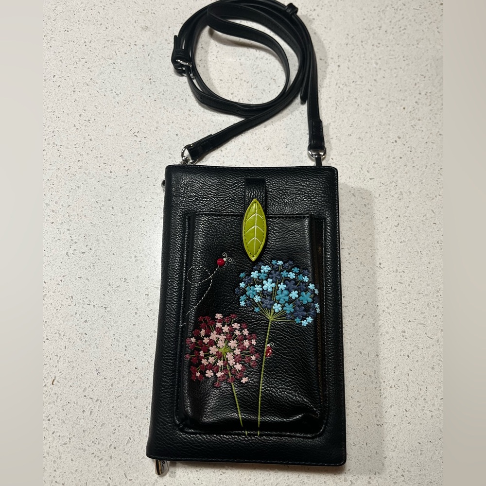 ESPE brand Vegan Floral Crossbody Wallet Organizer | Like New | 9” Travel Purse